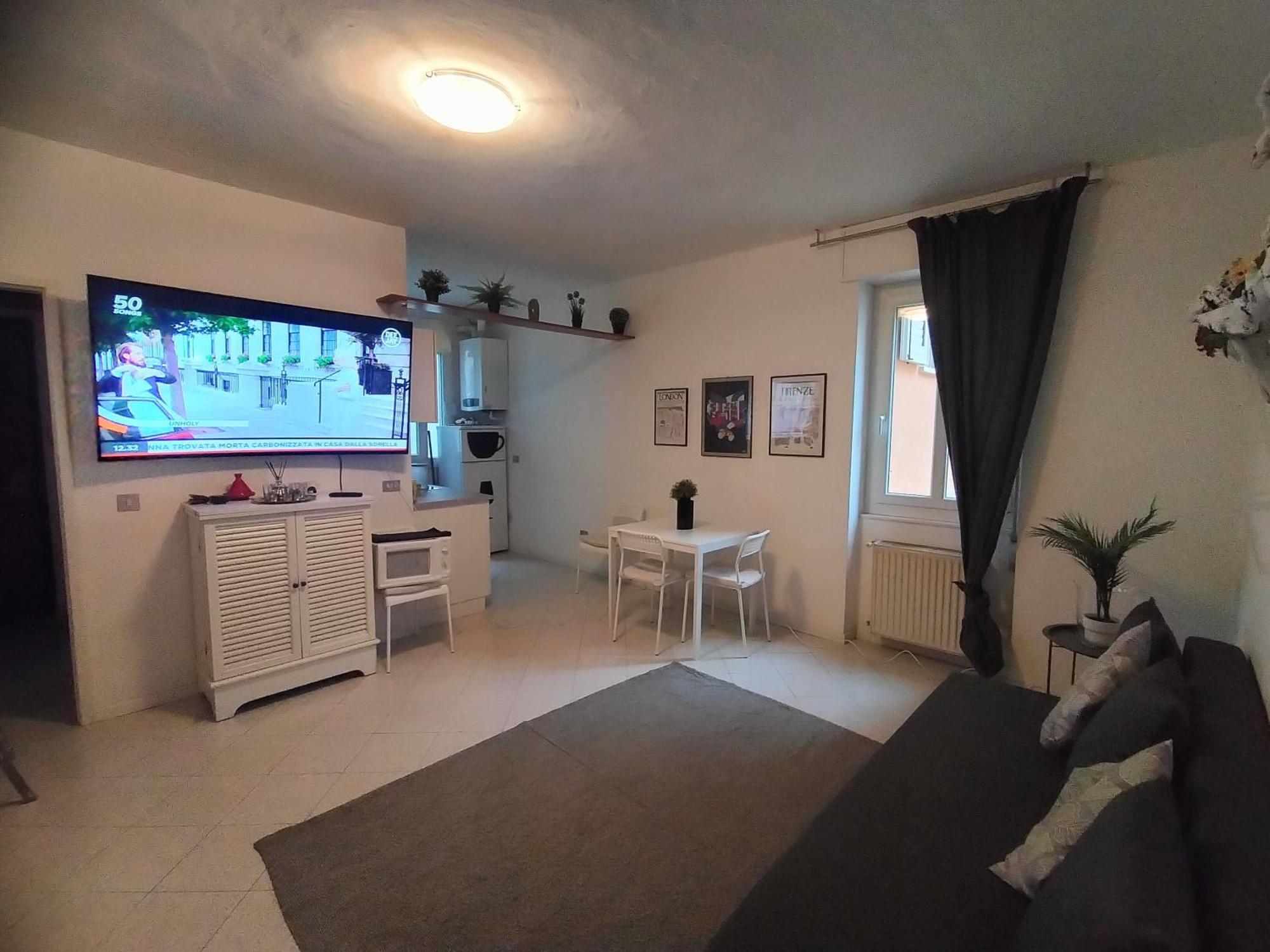 Roma Home Trento Bagian luar foto