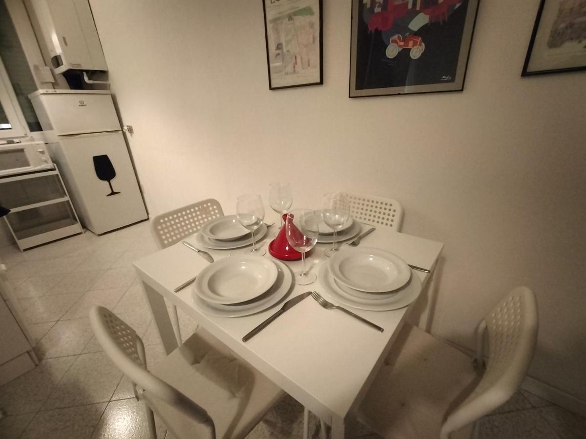Roma Home Trento Bagian luar foto